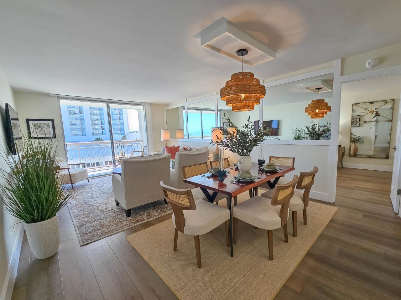 9820 Queensway Blvd. Photo 14