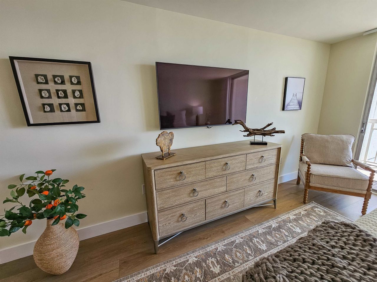 9820 Queensway Blvd. Photo 18