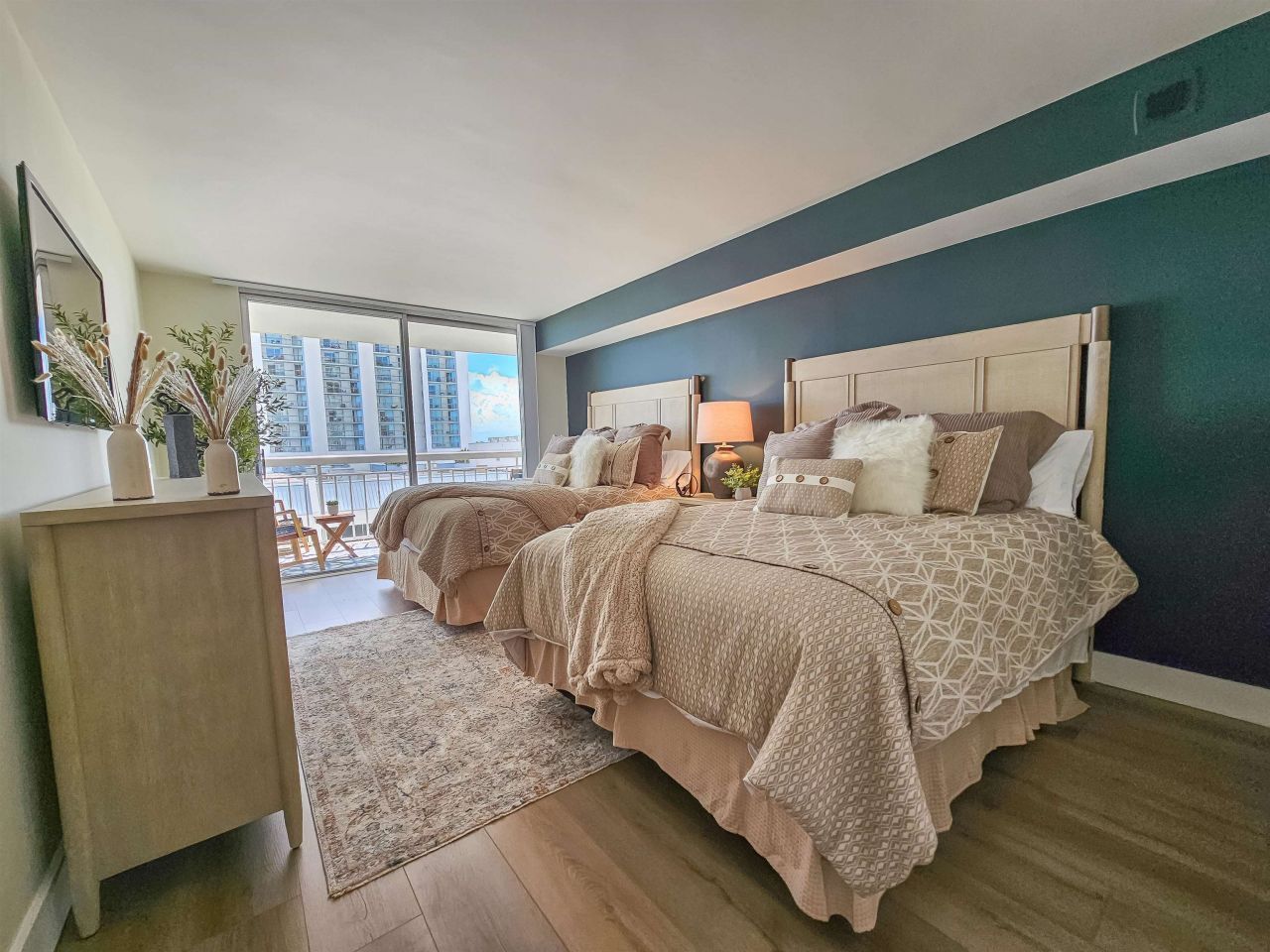 9820 Queensway Blvd. Photo 27