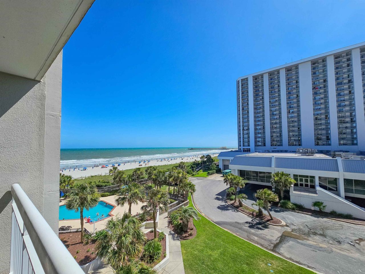 9820 Queensway Blvd. Photo 43