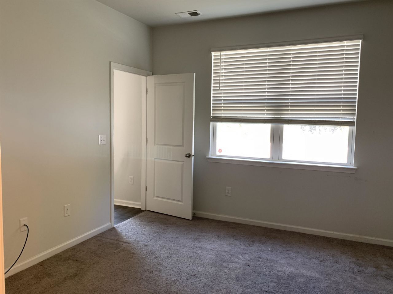 256 Legends Village Loop Photo 17