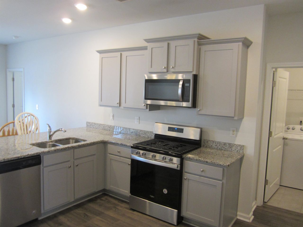 256 Legends Village Loop Photo 4