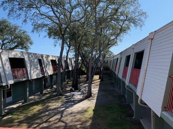 210 Pelham Road, Unit B220, Fort Walton Beach, FL 32547