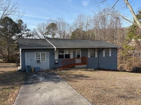 1301 Campbell Crescent, LaFayette, GA 30728