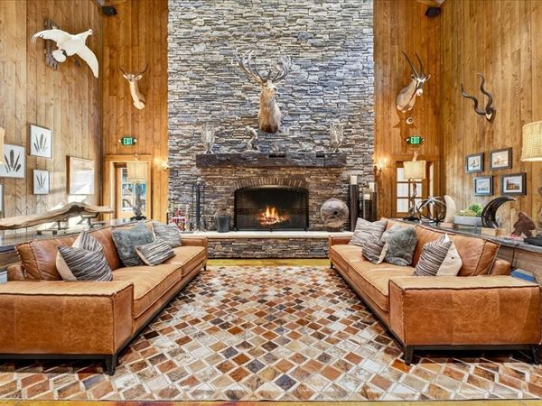 3975 Jarman Hollow Rd , Palmyra, TN 37142