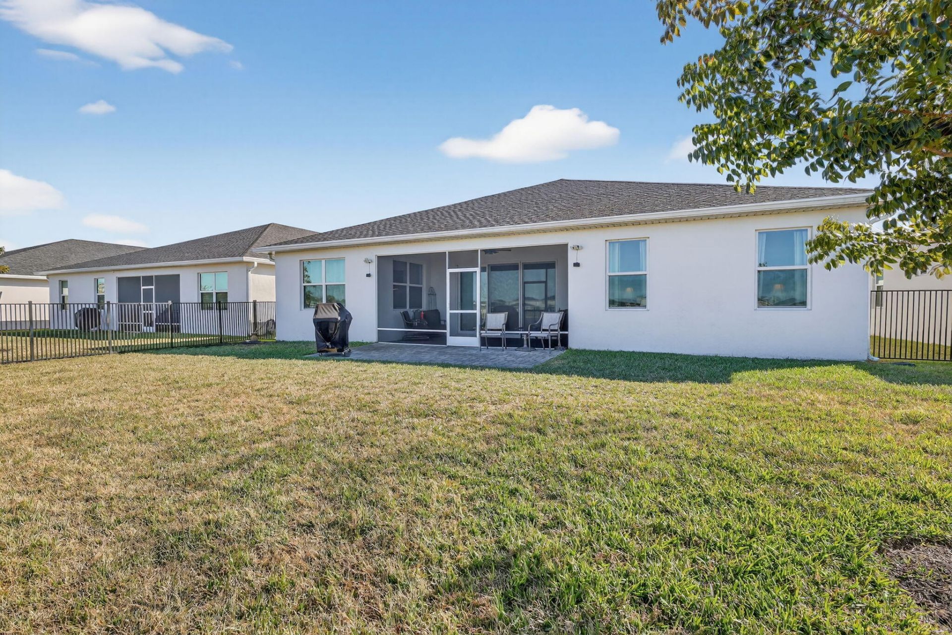 6350 NW Sweetwood Drive, Port Saint Lucie, FL 34987 Photo