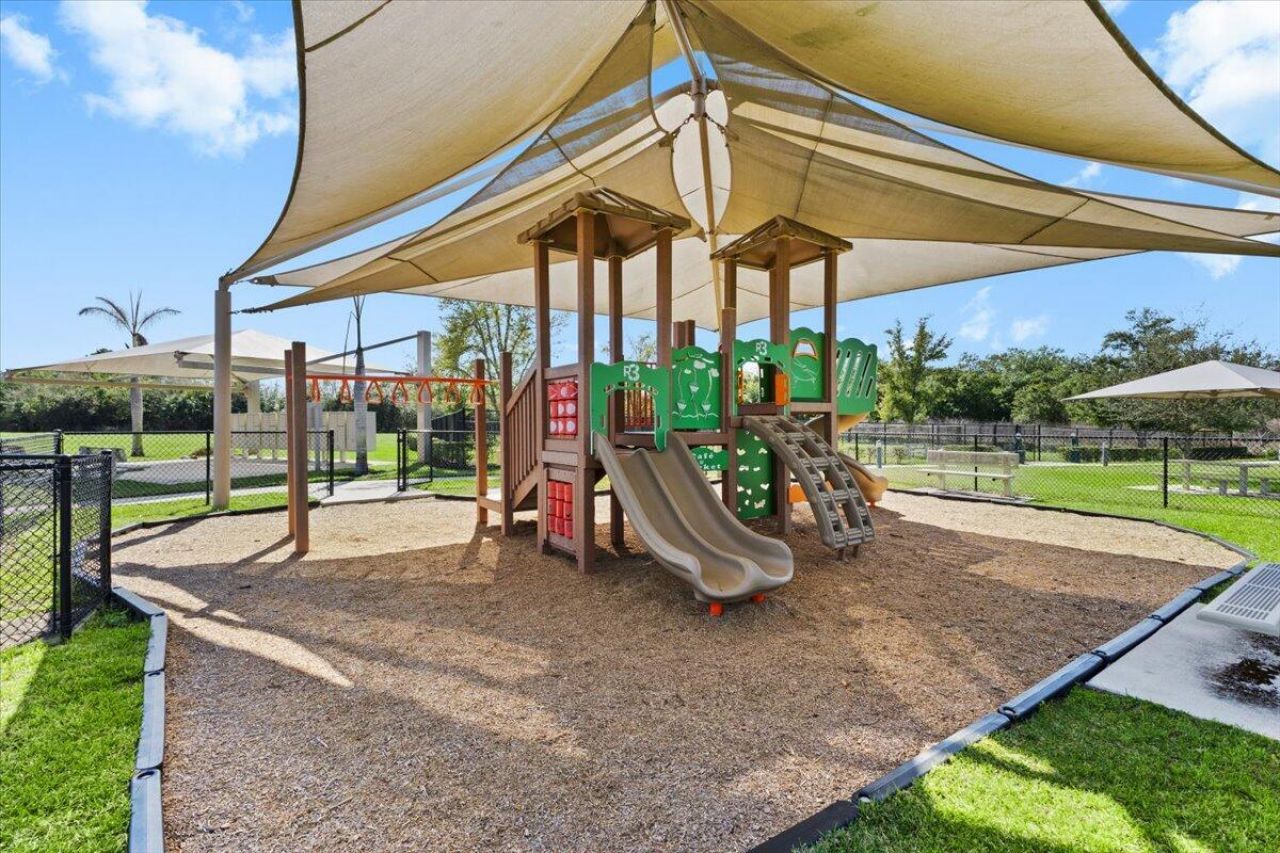 3833 Lancove Way, Fort Pierce, FL 34981 Photo