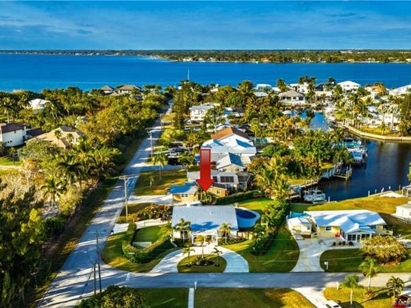 247 SW Riverway Boulevard, Palm City, FL 34990