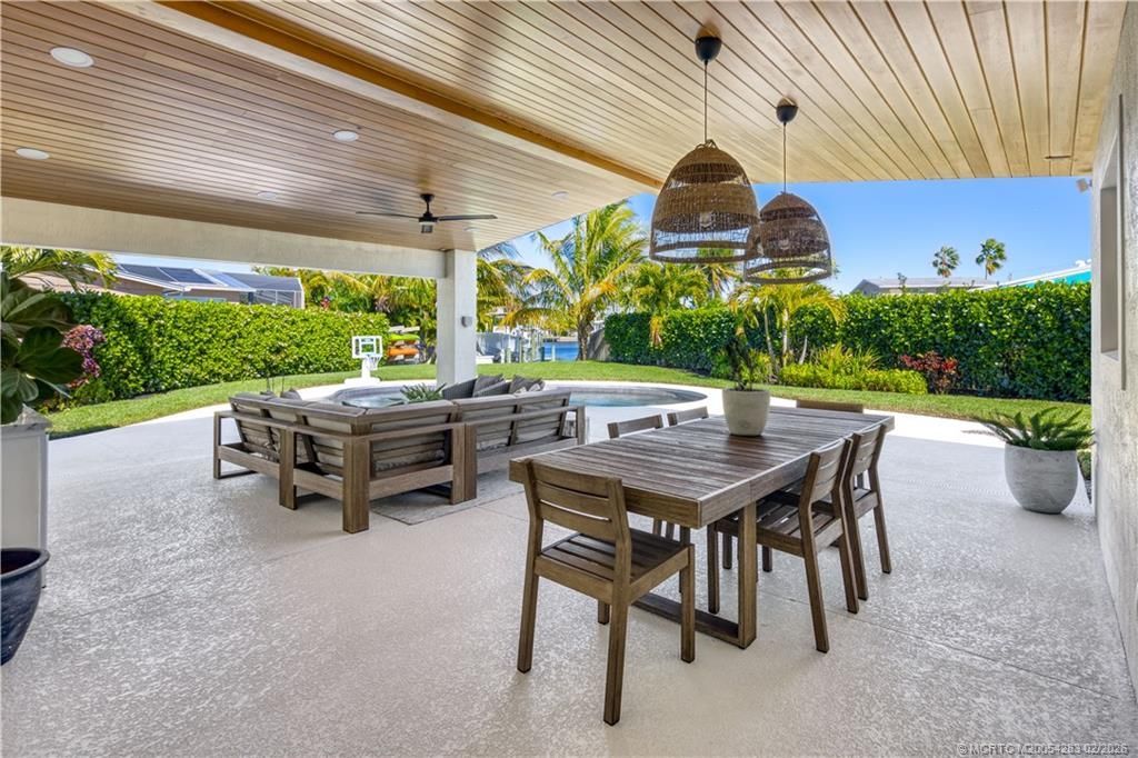 247 SW Riverway Boulevard, Palm City, FL 34990 Photo