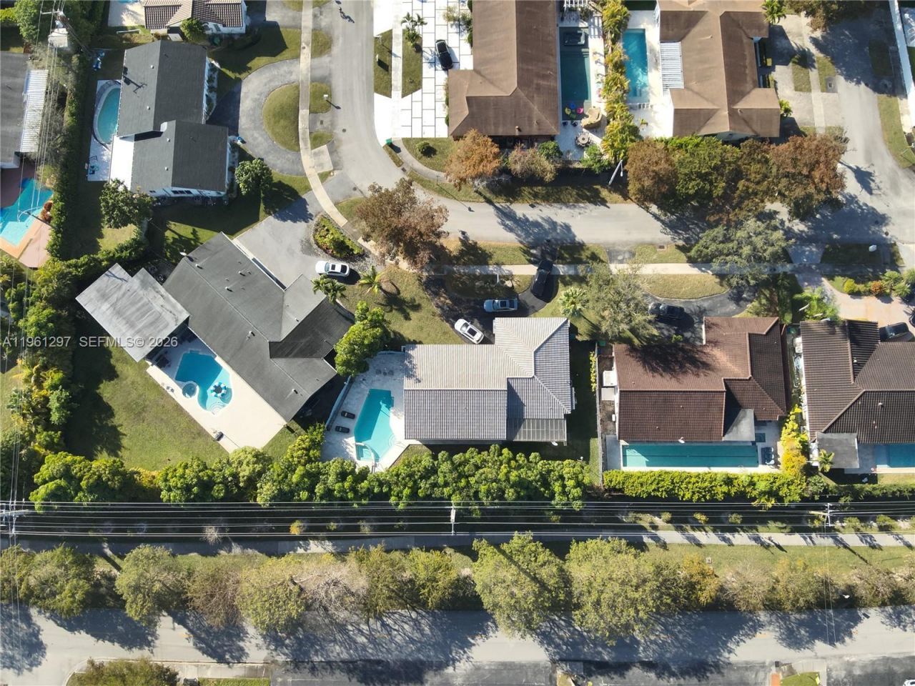 1925 NE 214th Ter, Miami, FL 33179 Photo