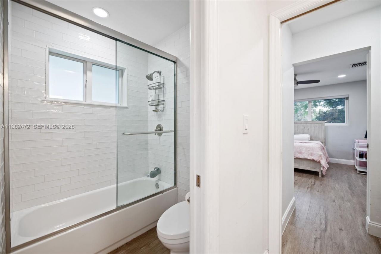 400 SW 62nd Ave, Plantation, FL 33317 Photo