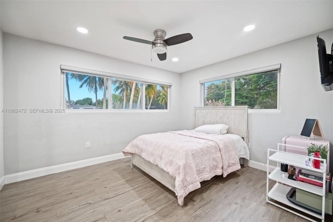 400 SW 62nd Ave, Plantation, FL 33317 Photo