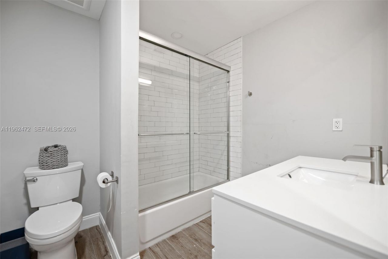 400 SW 62nd Ave, Plantation, FL 33317 Photo