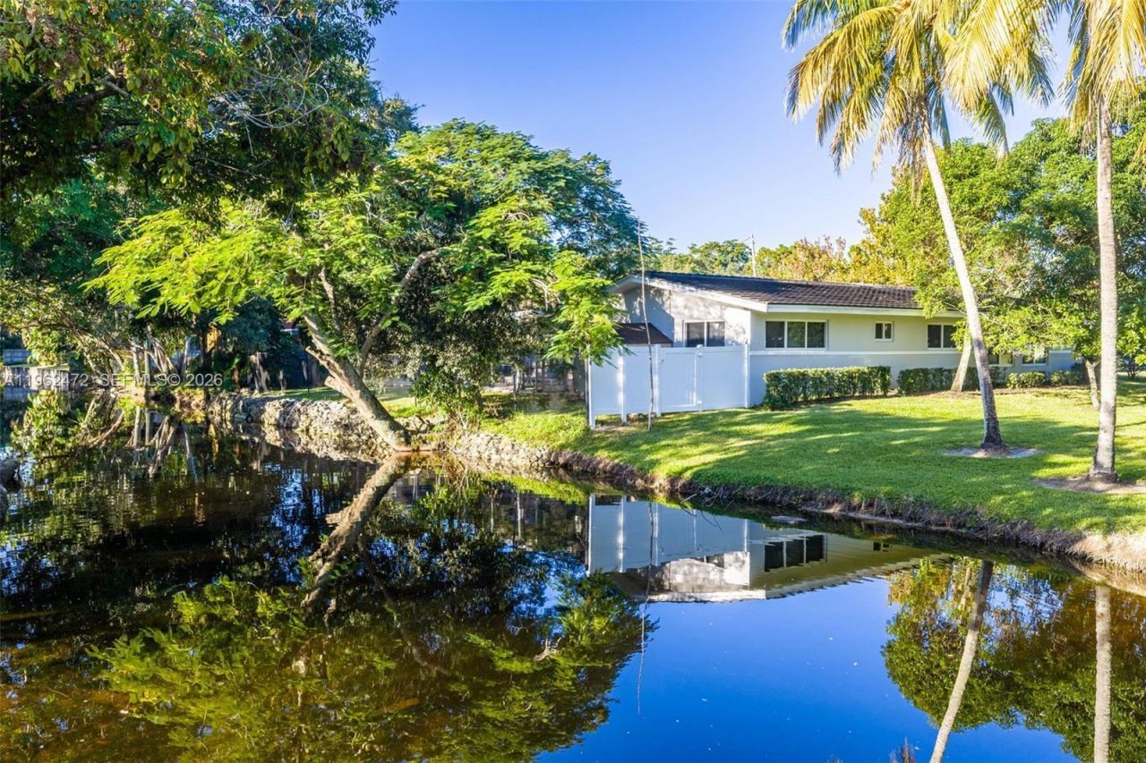 400 SW 62nd Ave, Plantation, FL 33317 Photo