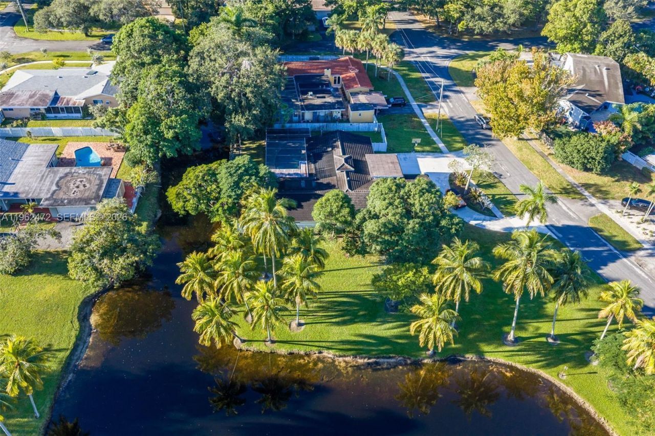 400 SW 62nd Ave, Plantation, FL 33317 Photo