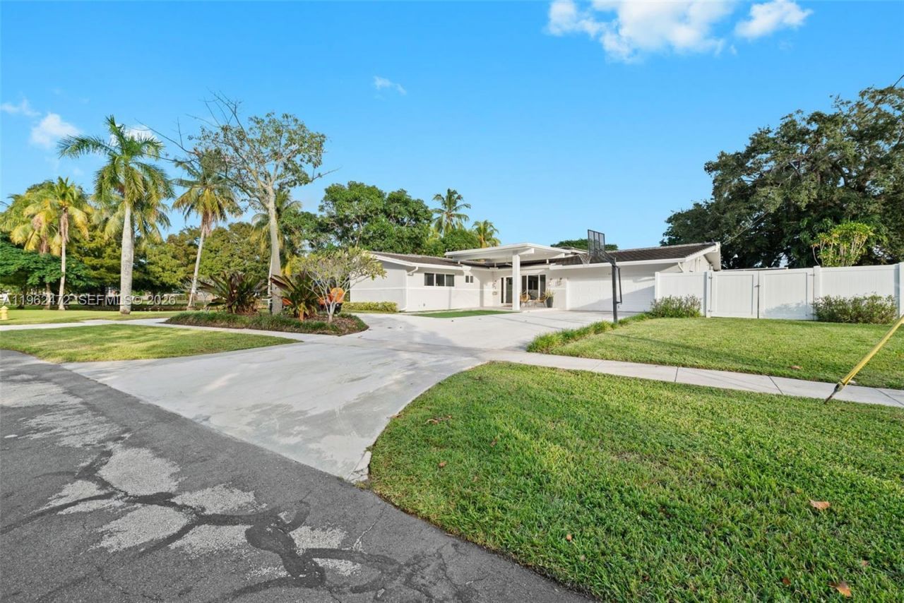 400 SW 62nd Ave, Plantation, FL 33317 Photo
