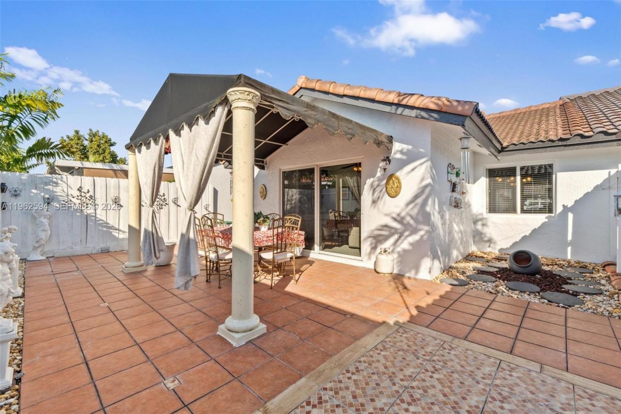 4816 SW 145th Ave, Miami, FL 33175 Photo