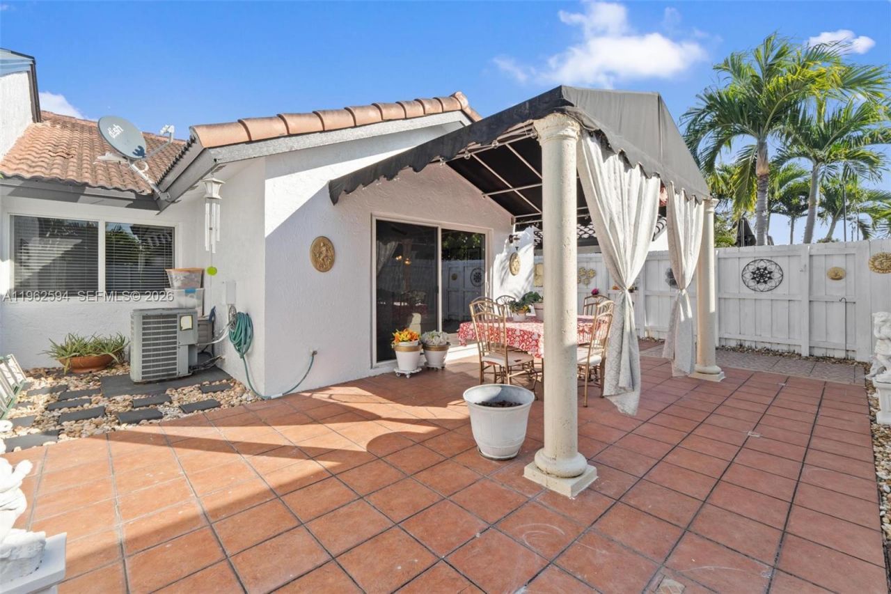 4816 SW 145th Ave, Miami, FL 33175 Photo