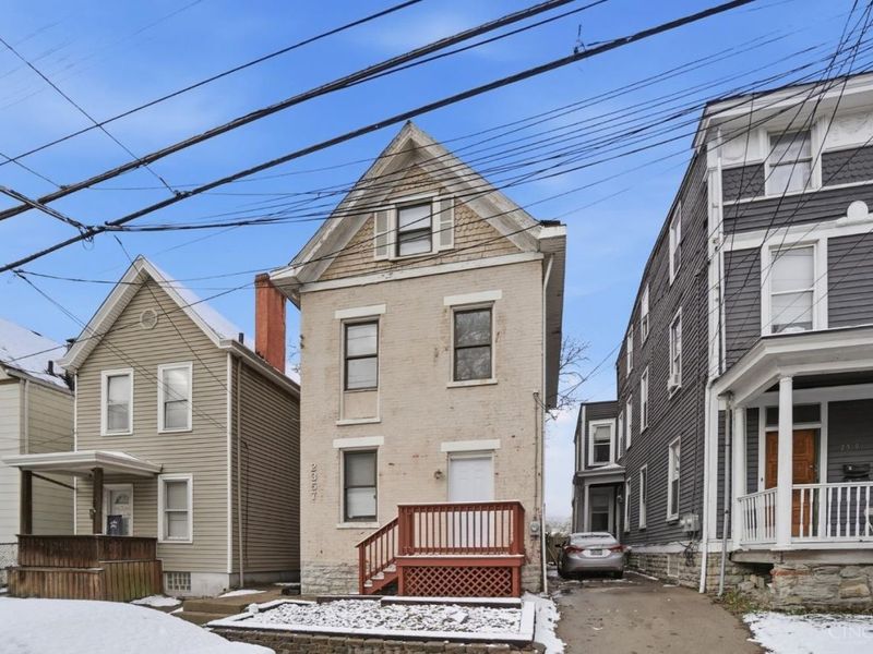 2357 Victor Street, Cincinnati, OH 45219 Photo 3