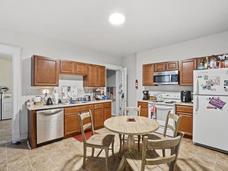 2357 Victor Street, Cincinnati, OH 45219 Photo 7