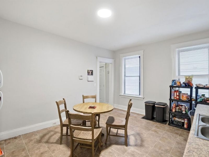 2357 Victor Street, Cincinnati, OH 45219 Photo 9