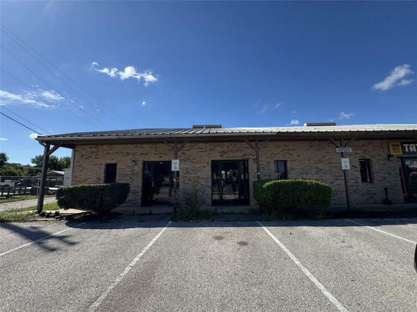 40120A Industrial Park CIR, Georgetown, TX 78626