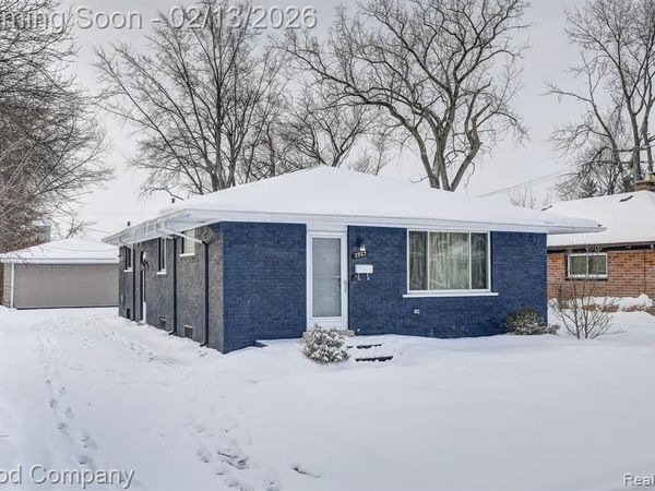 2863 Columbia Road, Berkley, MI 48072