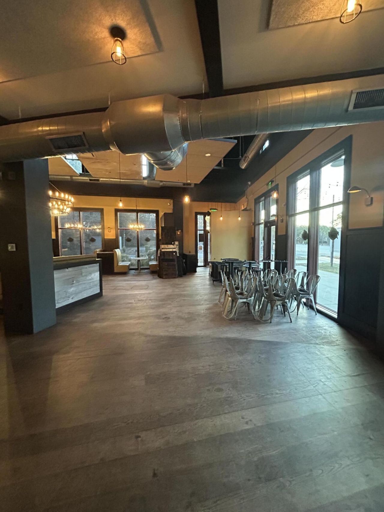 835 Coleman Boulevard Photo 4