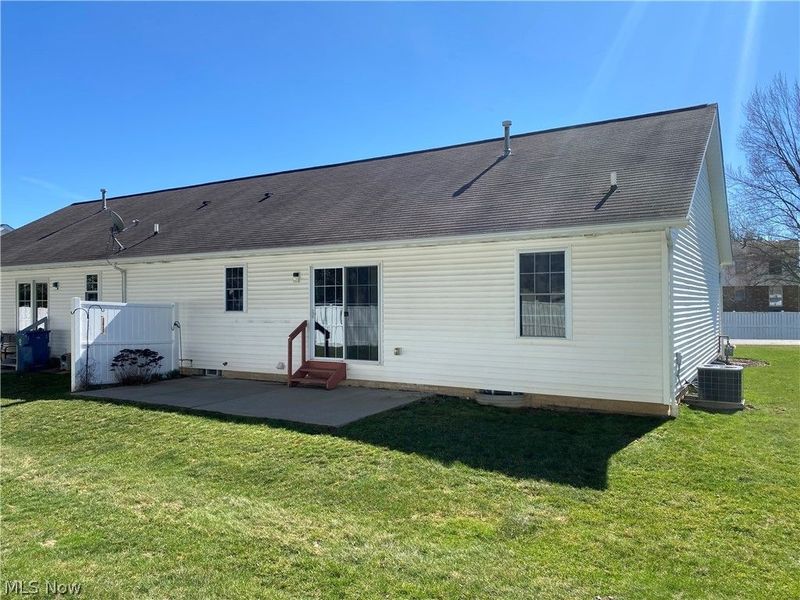 313 Abby Lane, Hartville, OH 44632 Photo 2