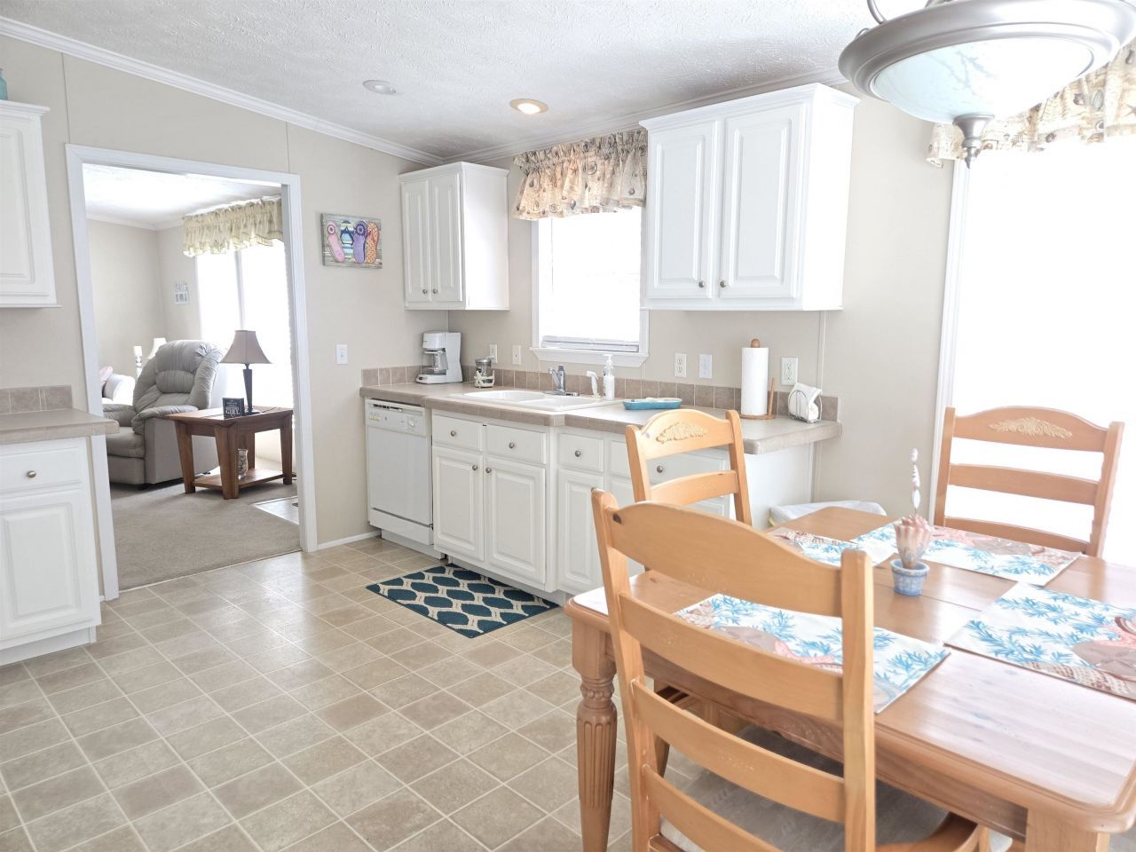 337 Clam Shell Circle Photo 6