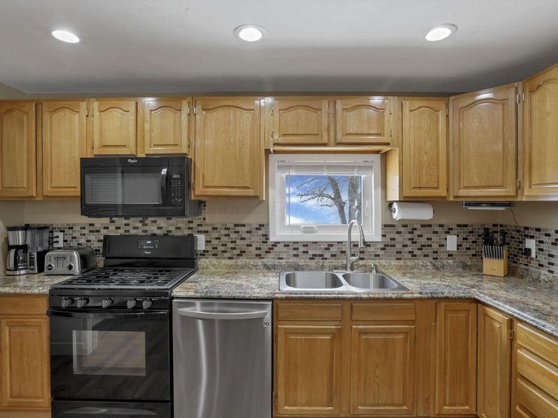 6247 State Route 316 W, Ashville, OH 43103 Photo 21