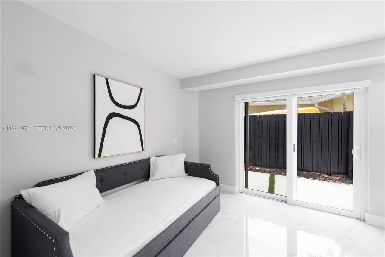 1617 SW 17th Ave, Fort Lauderdale, FL 33312 Photo