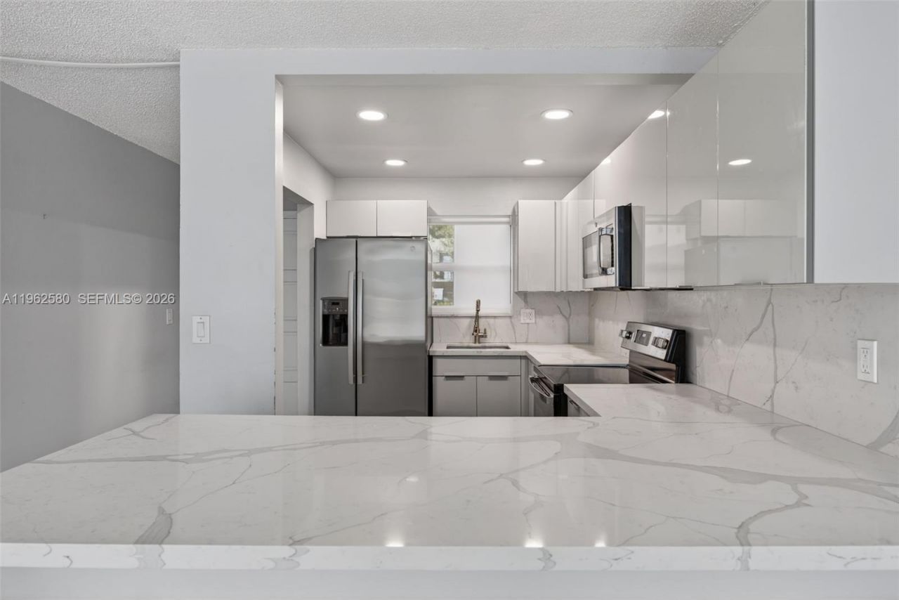 8550 SW 109th Ave, Unit 5-110, Miami, FL 33173 Photo