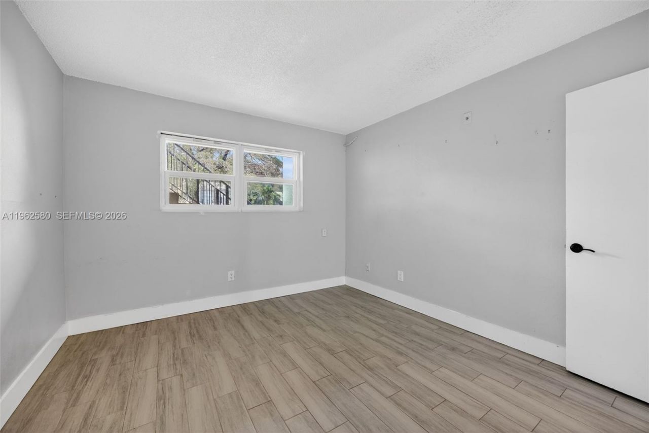 8550 SW 109th Ave, Unit 5-110, Miami, FL 33173 Photo