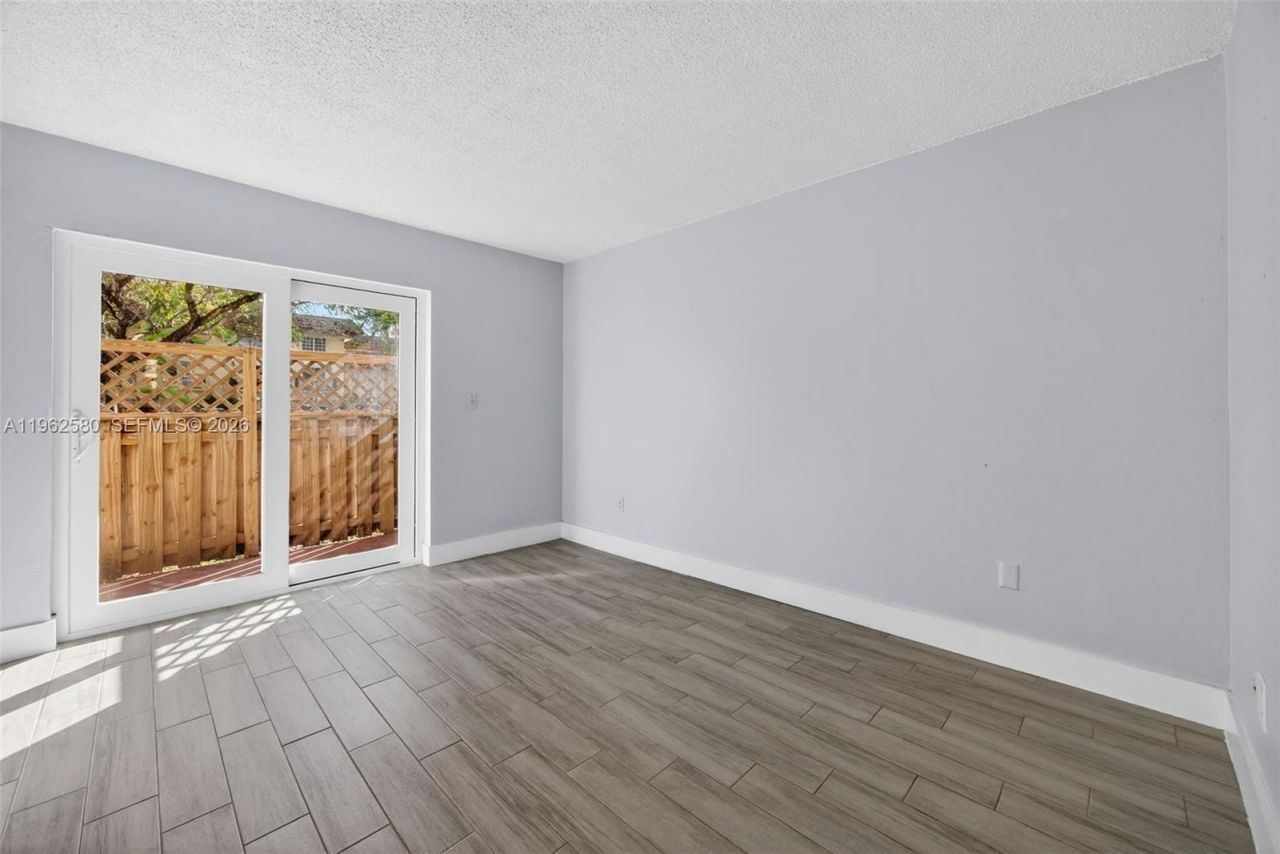 8550 SW 109th Ave, Unit 5-110, Miami, FL 33173 Photo