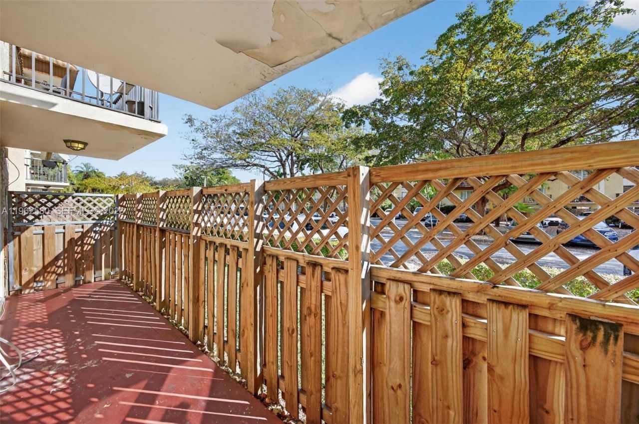 8550 SW 109th Ave, Unit 5-110, Miami, FL 33173 Photo