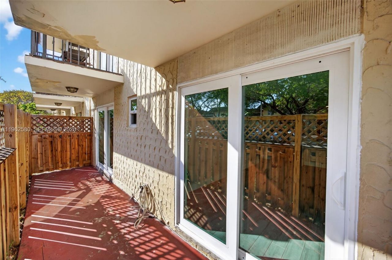 8550 SW 109th Ave, Unit 5-110, Miami, FL 33173 Photo