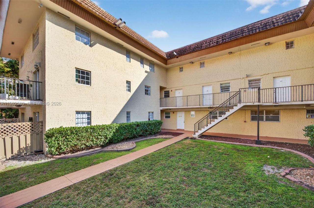 8550 SW 109th Ave, Unit 5-110, Miami, FL 33173 Photo