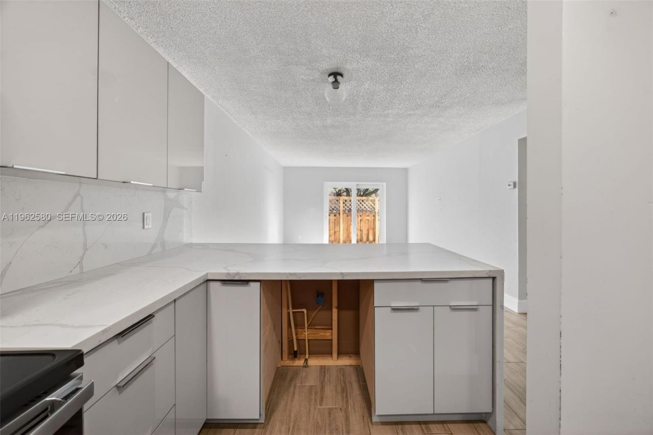 8550 SW 109th Ave, Unit 5-110, Miami, FL 33173 Photo