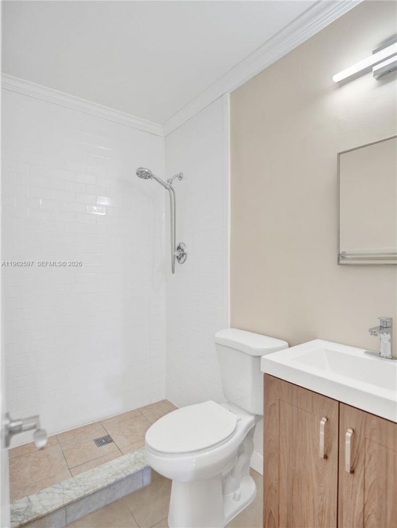 920 SW 28th St 1-2, Fort Lauderdale, FL 33315 Photo