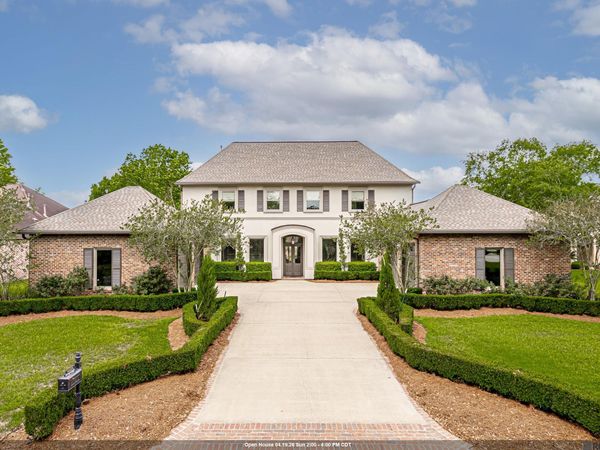 40228 Dove Estates Ct, Gonzales, LA 70737