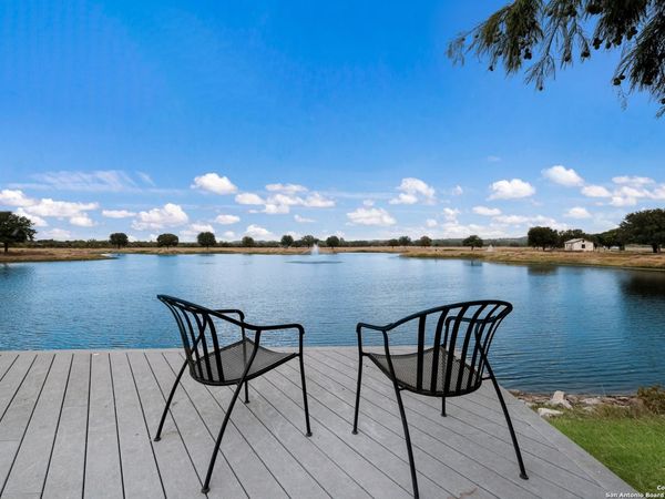 2784 Indian Wells, Kerrville, TX 78028