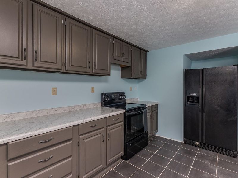 530 E Main Street, Bradford, OH 45308 Photo 17