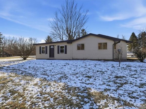 12130 Lakefront Drive, Hillsboro, OH 45133