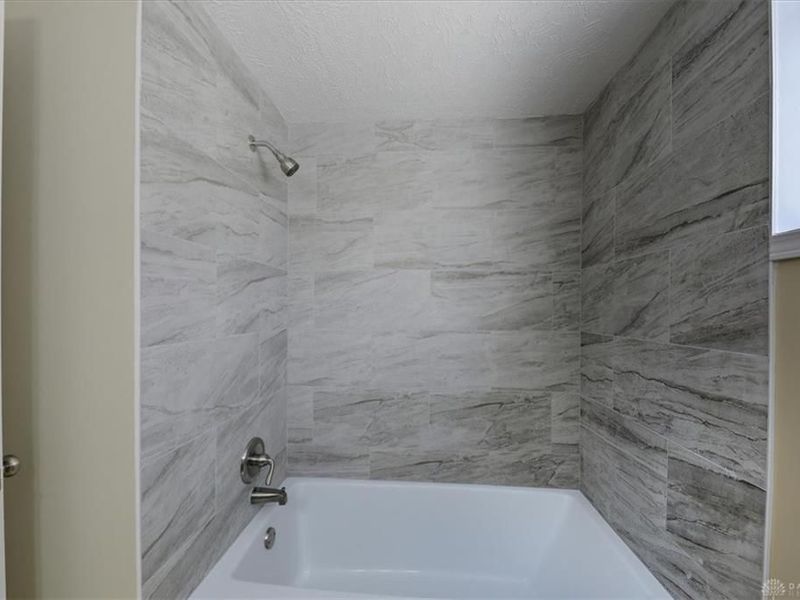 12130 Lakefront Drive, Hillsboro, OH 45133 Photo 19