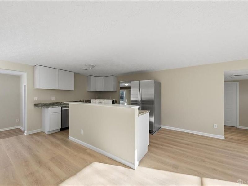 12130 Lakefront Drive, Hillsboro, OH 45133 Photo 6