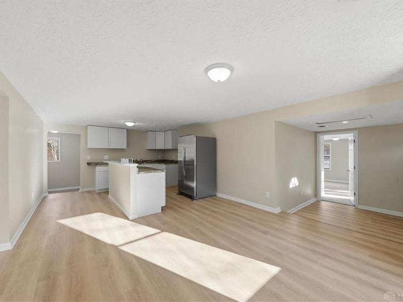 12130 Lakefront Drive, Hillsboro, OH 45133 Photo 9