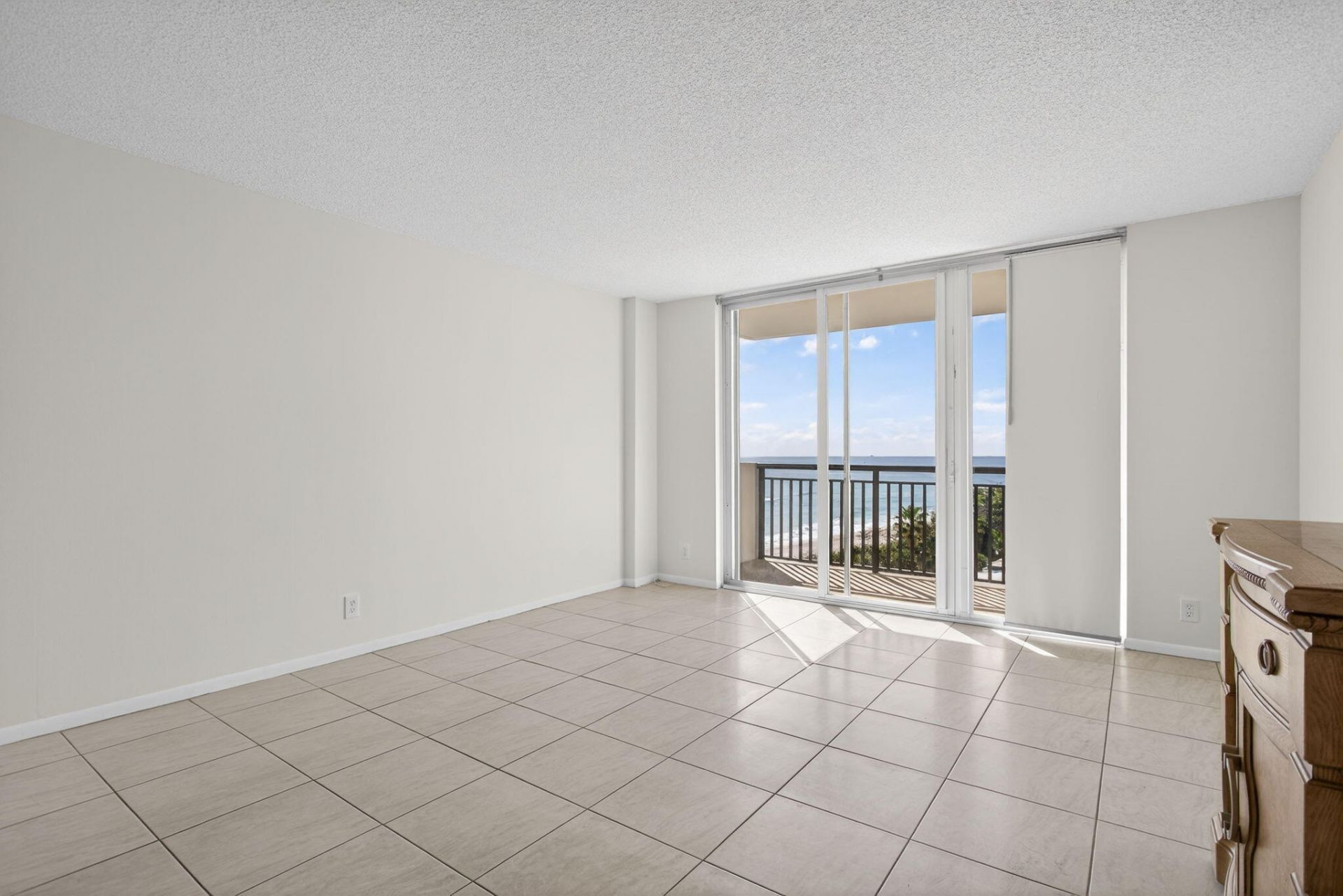 1147 Hillsboro Mile, Unit 908, Hillsboro Beach, FL 33062 Photo