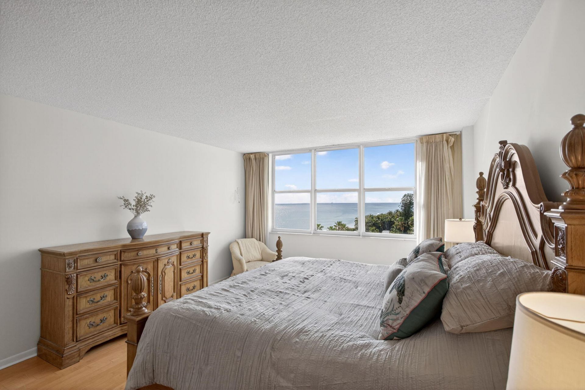 1147 Hillsboro Mile, Unit 908, Hillsboro Beach, FL 33062 Photo