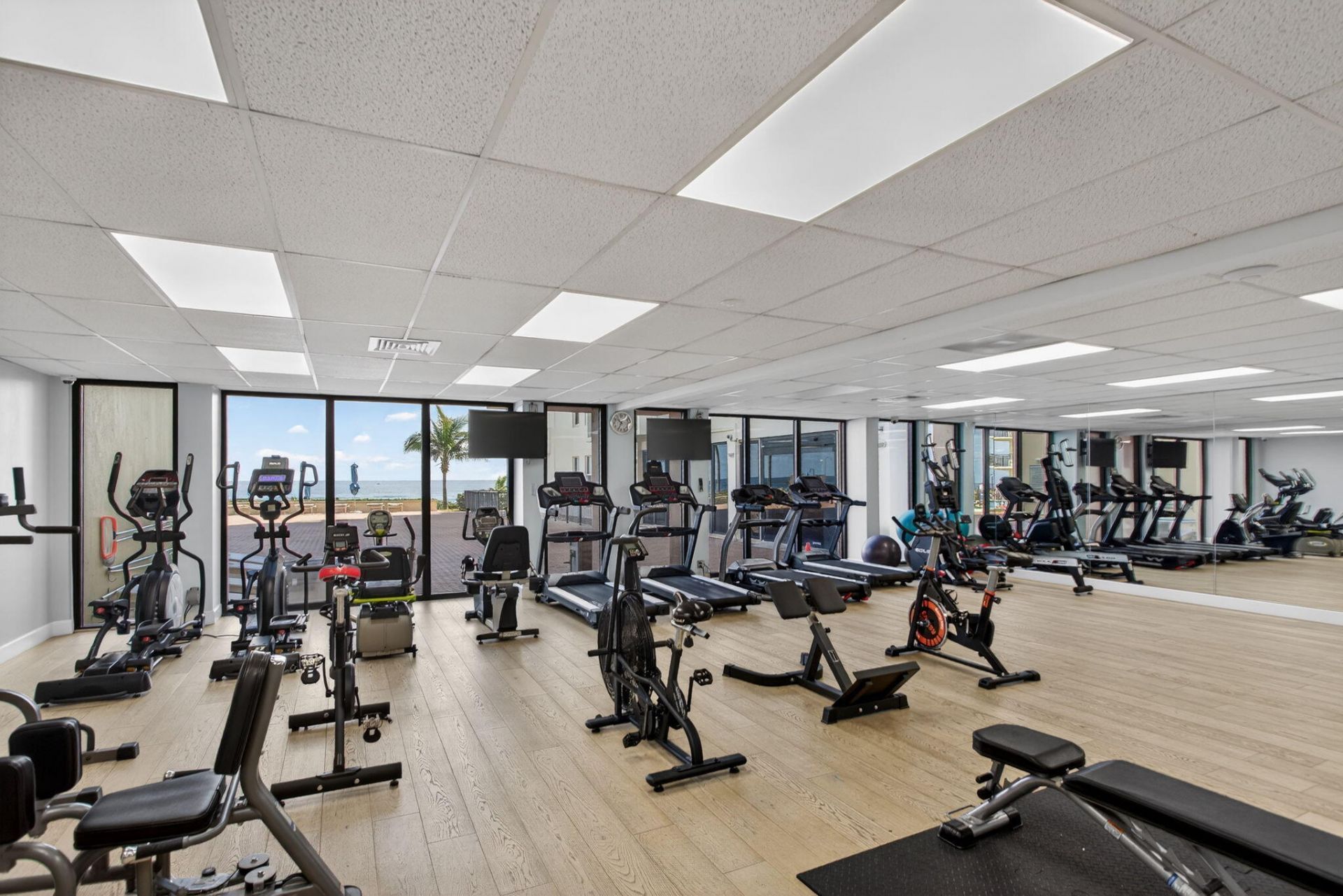 1147 Hillsboro Mile, Unit 908, Hillsboro Beach, FL 33062 Photo